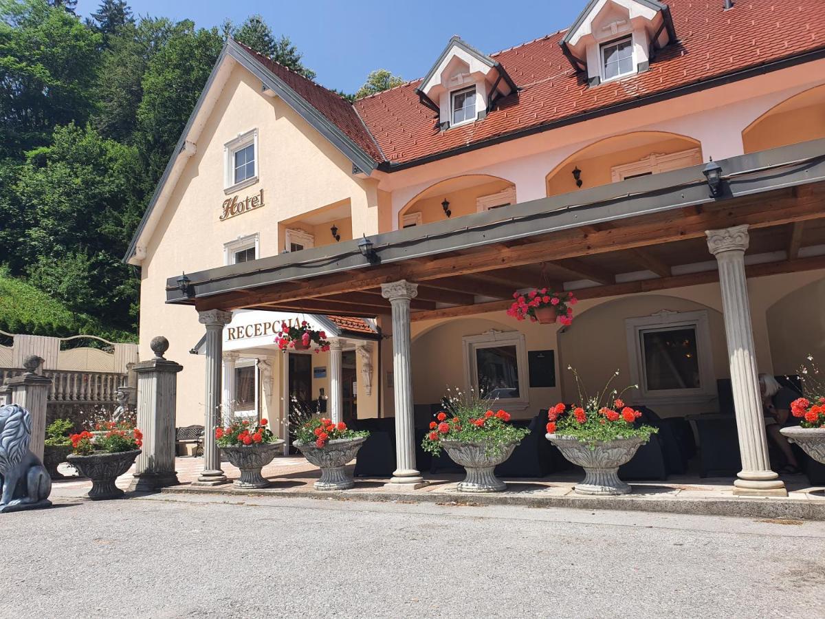 Hotel Razgorsek Velenje Buitenkant foto