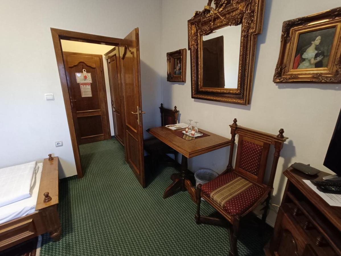 Hotel Razgorsek Velenje Buitenkant foto