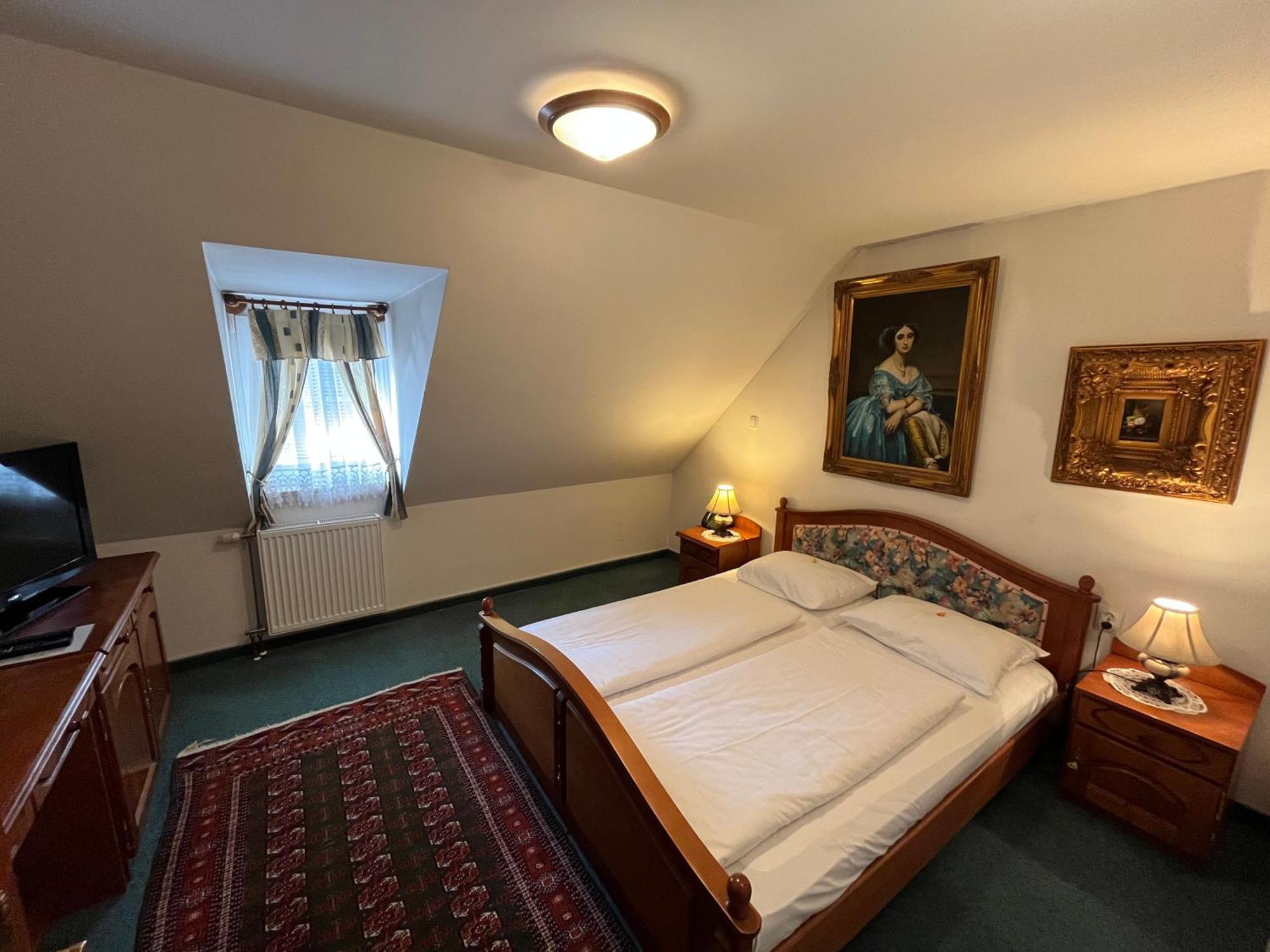 Hotel Razgorsek Velenje Buitenkant foto